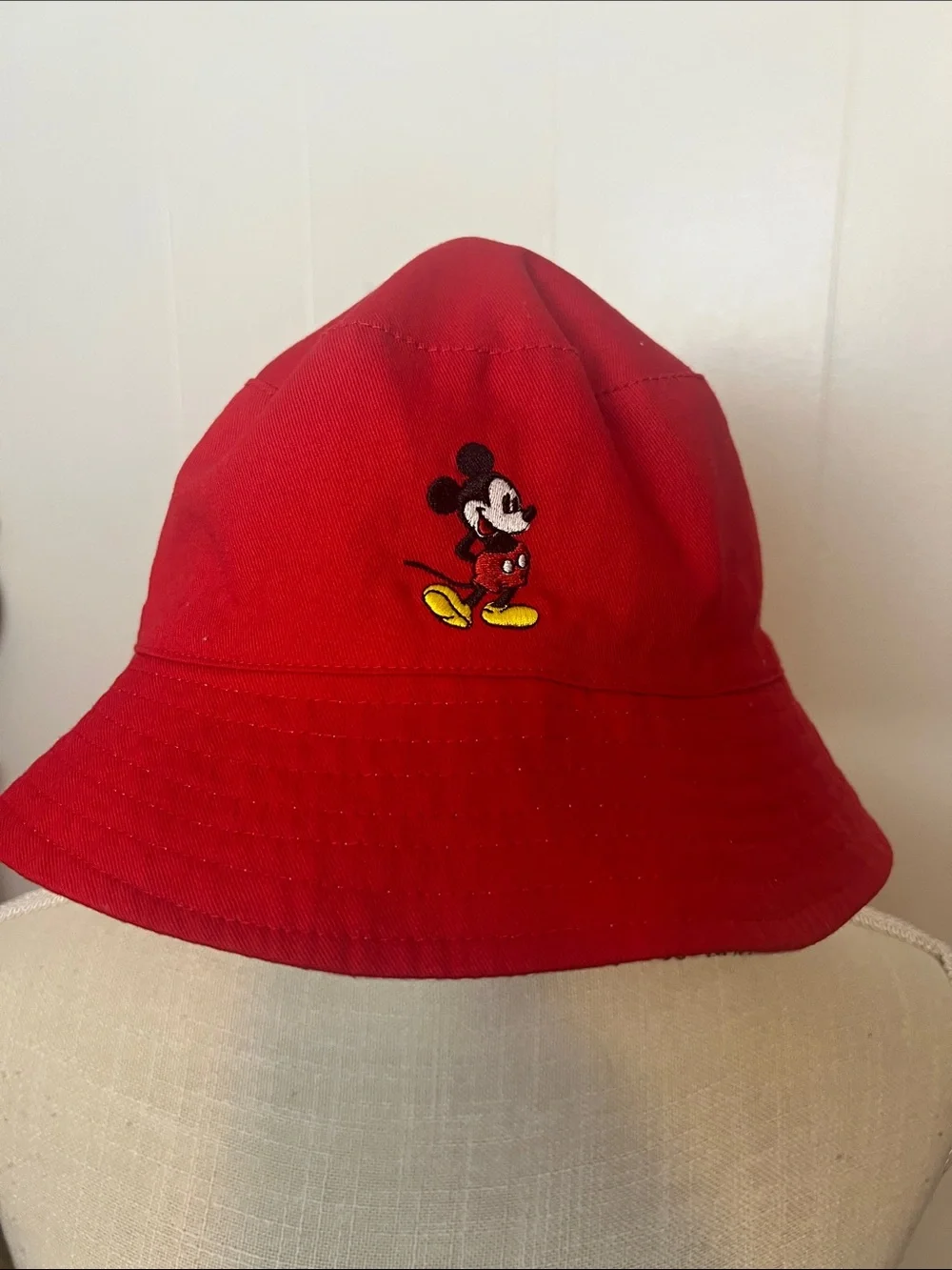 ⭐️Disney Mickey Mouse Reversible Red/ White/Black Fishing Styled Bucket Hat OS